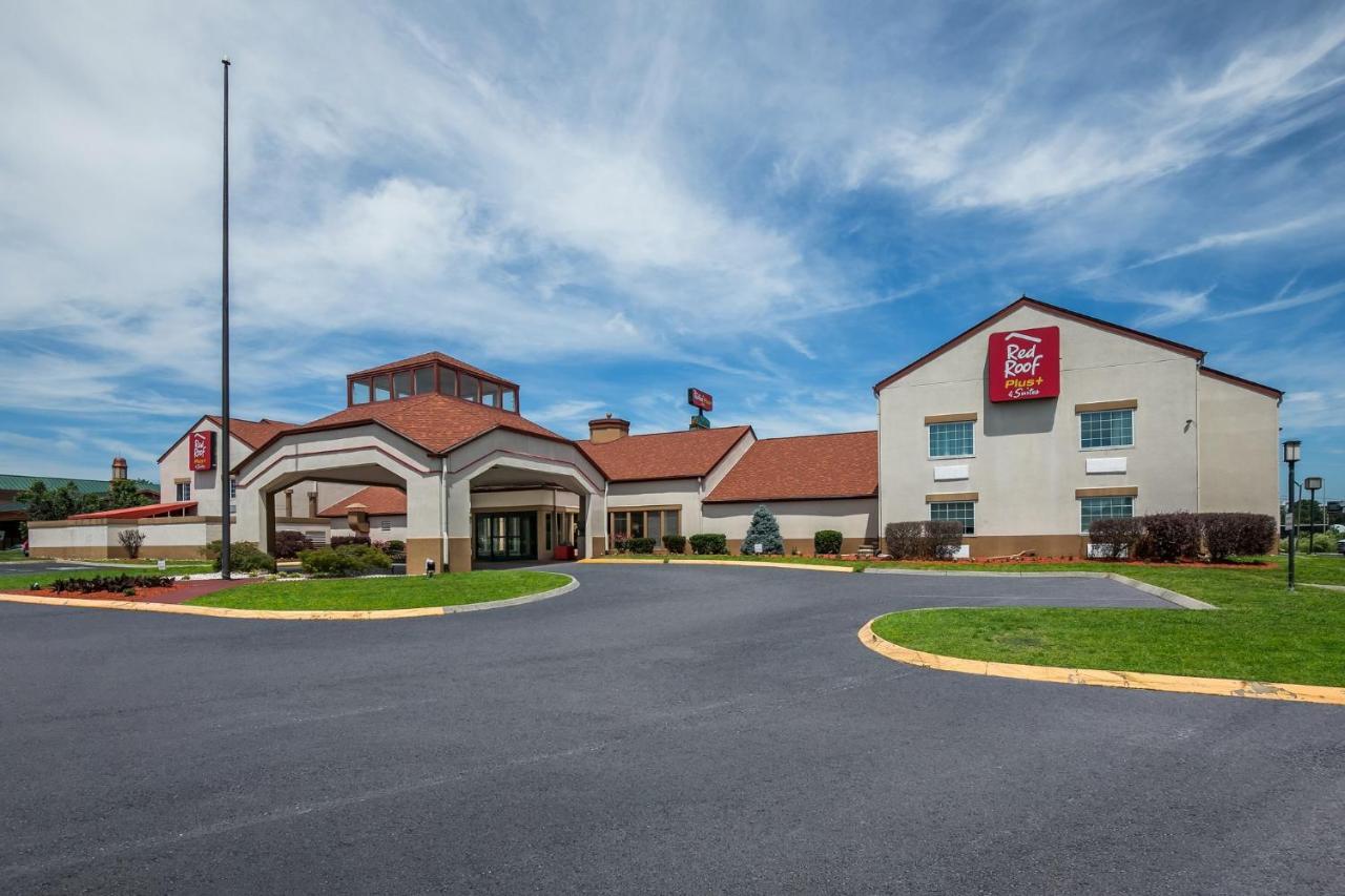 Red Roof Inn Plus+ & Suites Knoxville West - Cedar Bluff Exterior photo